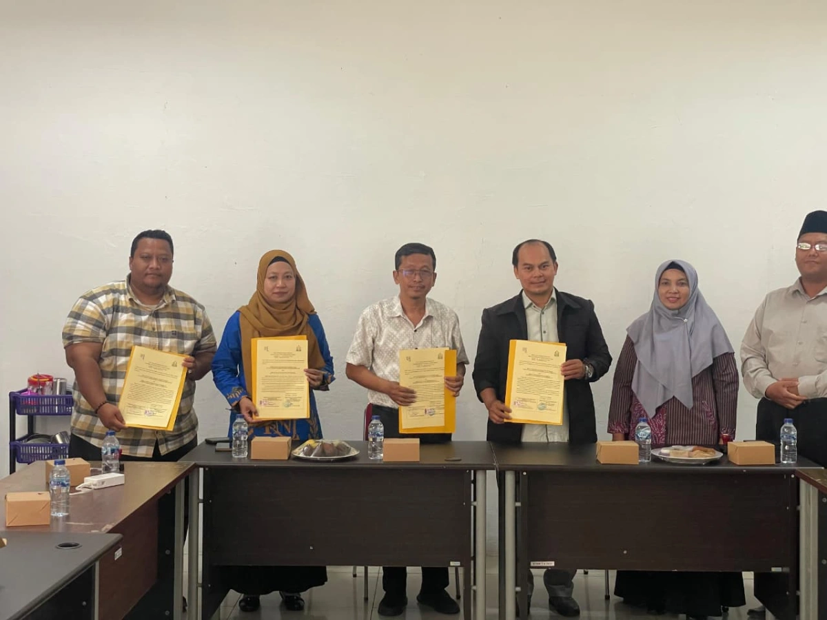MoU antara Dekan Fakultas Ekonomi & Bisnis Islam IsNJ Bengkalis